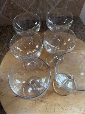 Set of 6 Clear Glass Coupe Cocktail Glasses